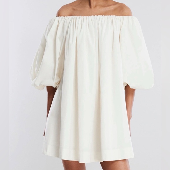 BCBGMAXAZRIA BCBG MaxAzria Balloon Peasant Adelaide Cream Off Shoulder Dress - Picture 7 of 7